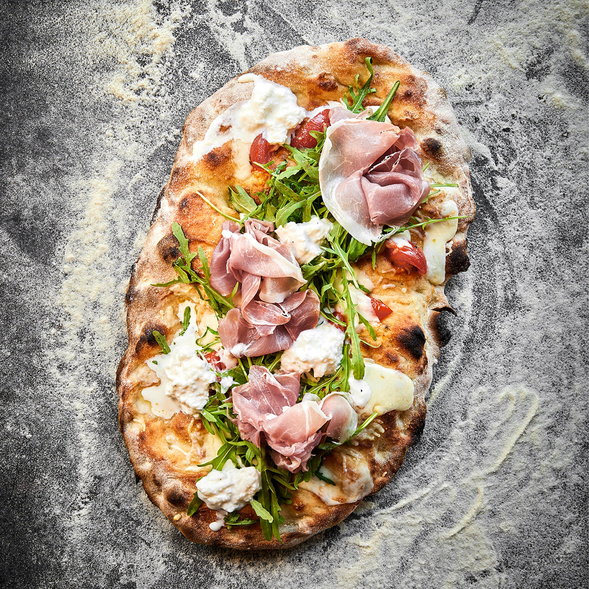 Pizzaboden 3 Stück und Pinsaboden 2 Stück im Karton verpackt